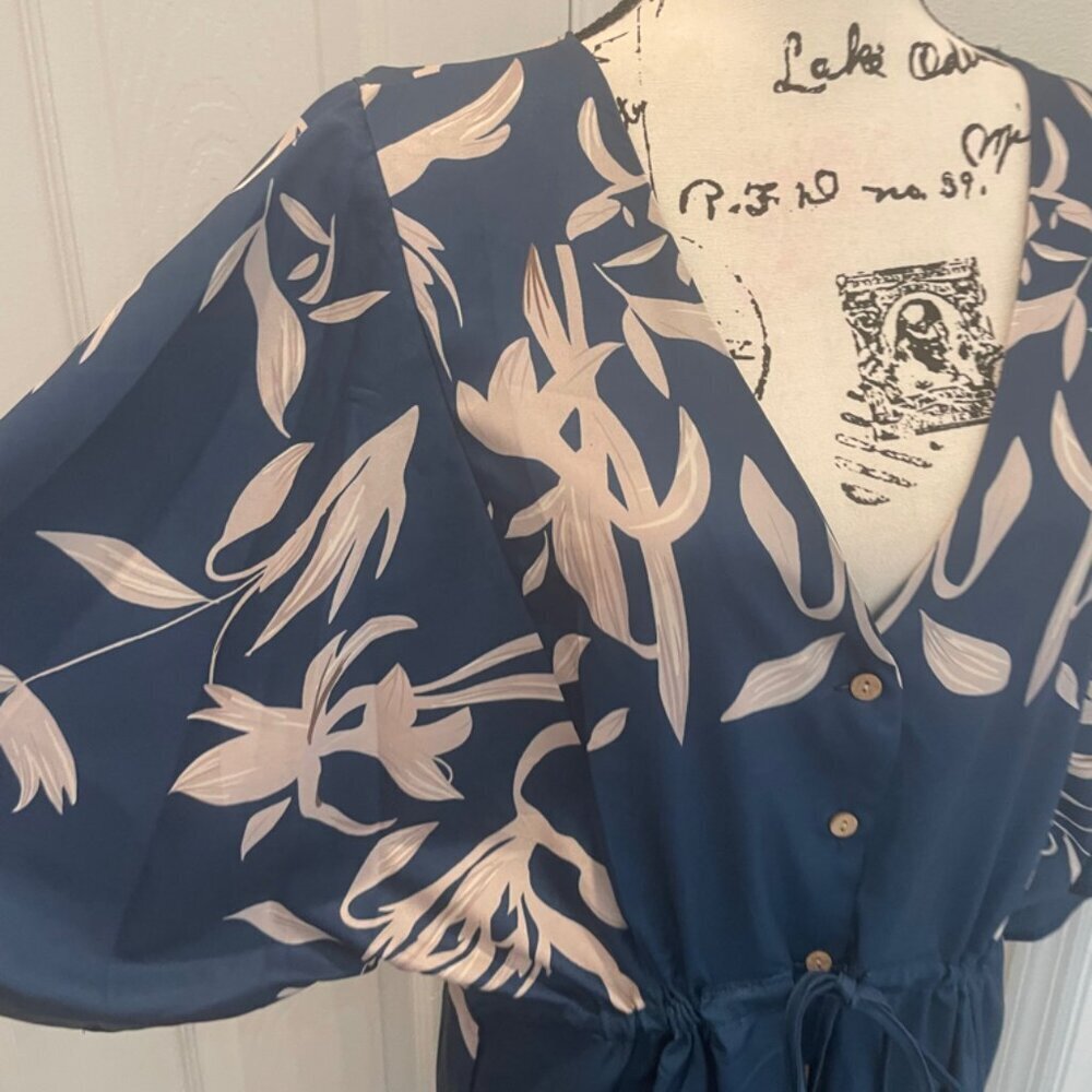 CUPSHE DRESS OVERSIZED SZ M  FLARED SLEEVES NAVY BLUE TAN BEACHY CHIC SUMMER - Picture 15 of 16
